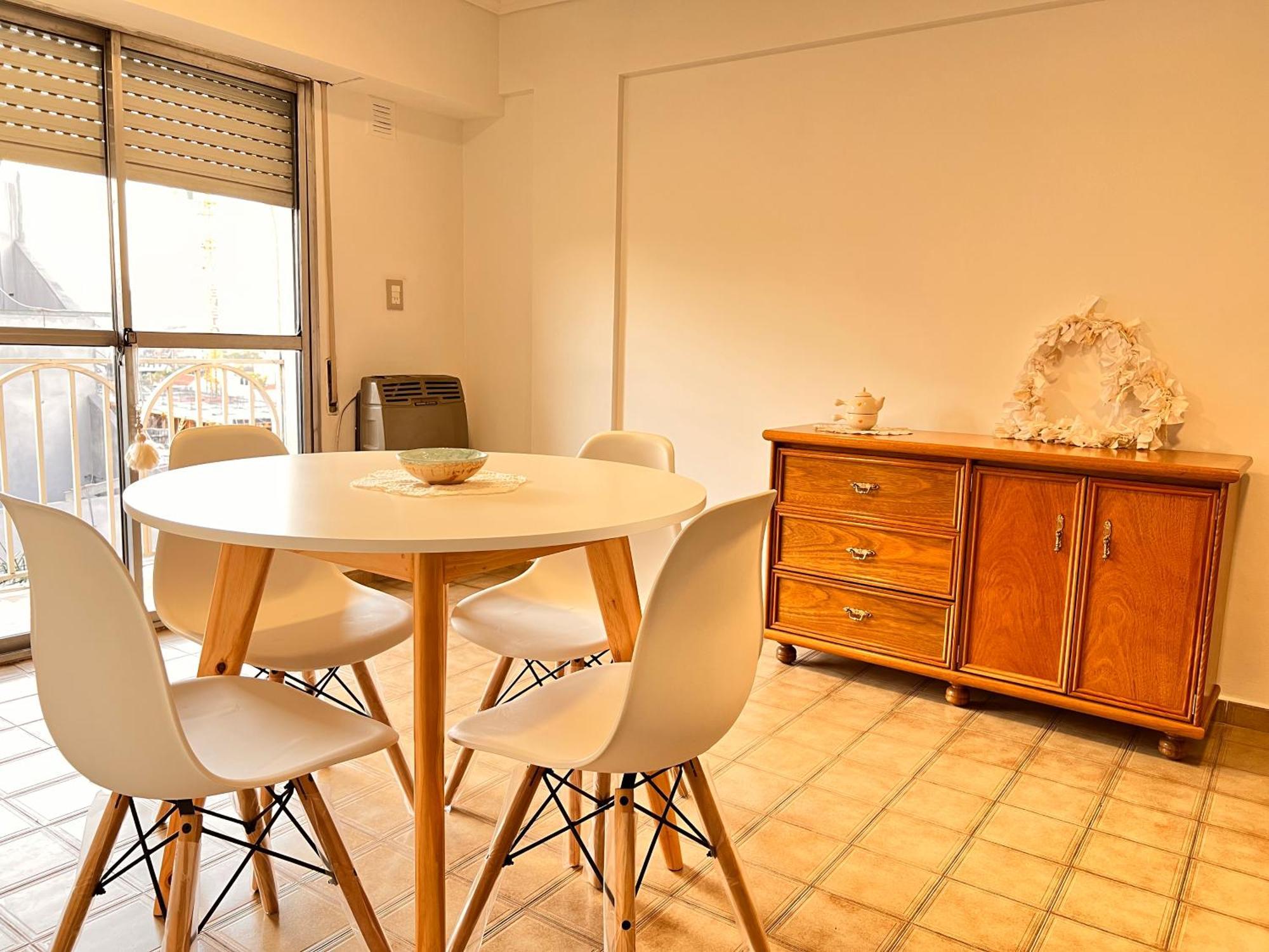 Nuevo! Departamento En Pleno Centro Con Cochera Apartment *